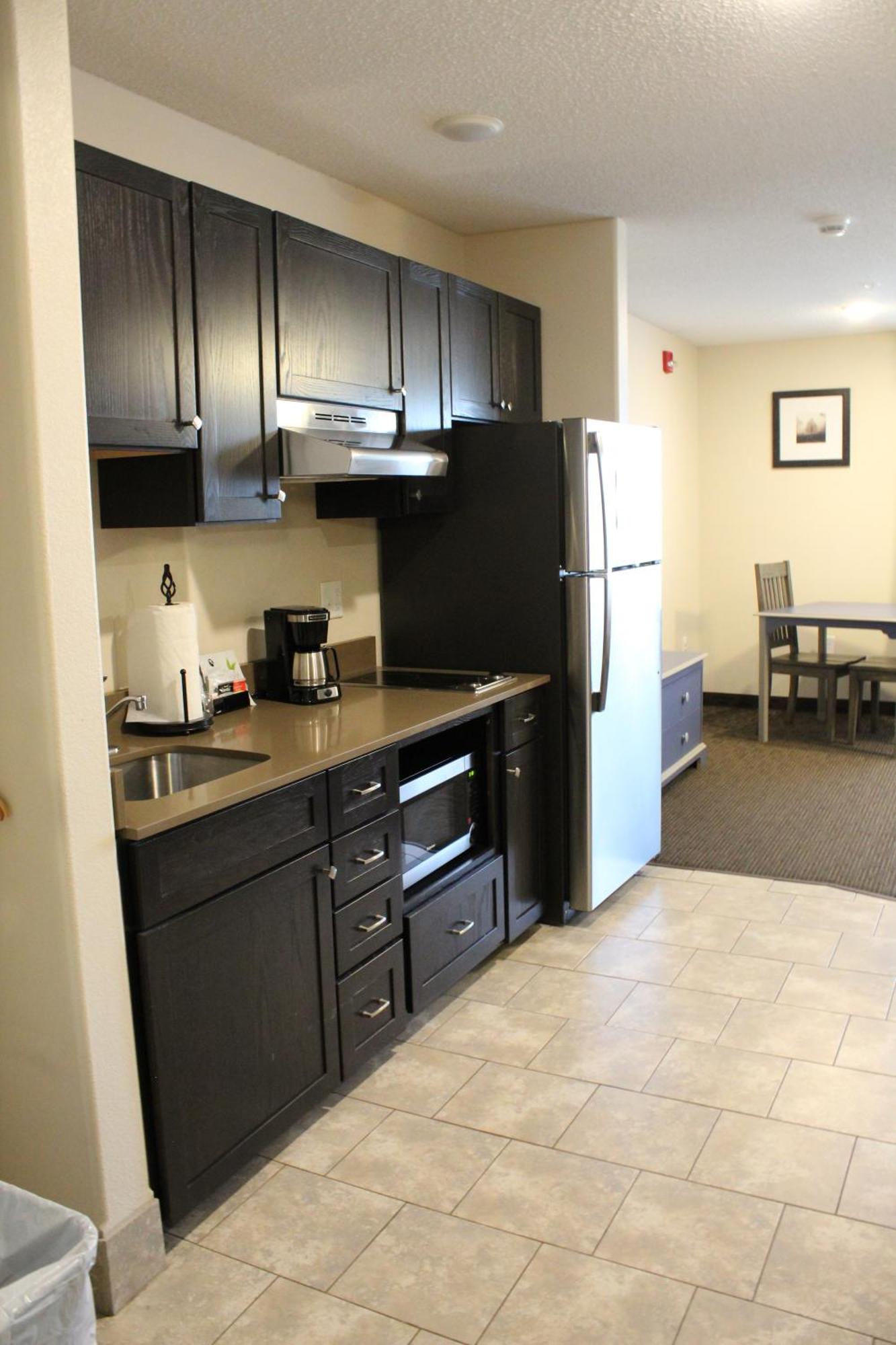 Independence Stay Long Term And Suites Marinette Exterior photo